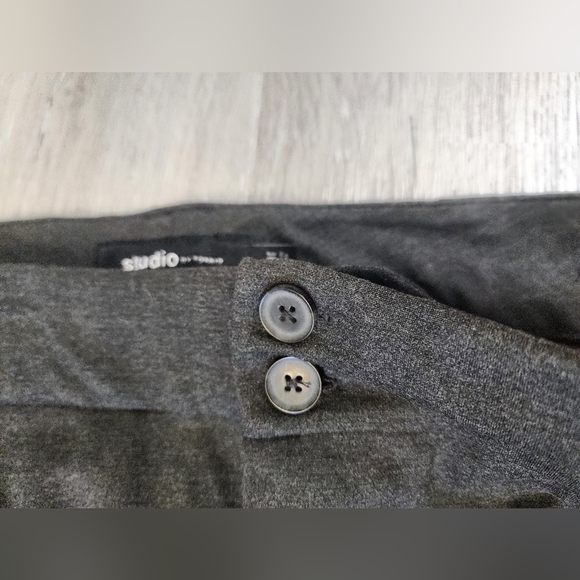 Studio TORRID 30 TALL Charcoal PIXIE PANT⭐️PERFECT SHAPE - Picture 2 of 4